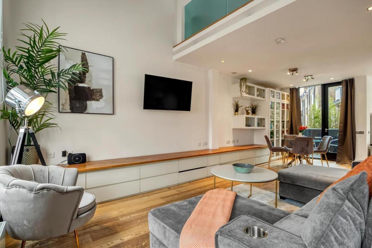 Kings Cross Award Winning 2 Bedroom House