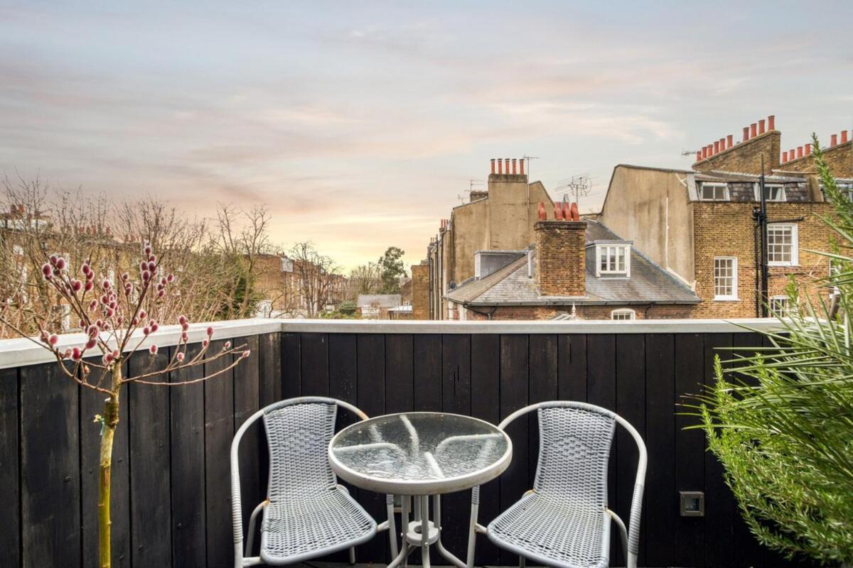 Kings Cross Award Winning 2 Bedroom House Apartment